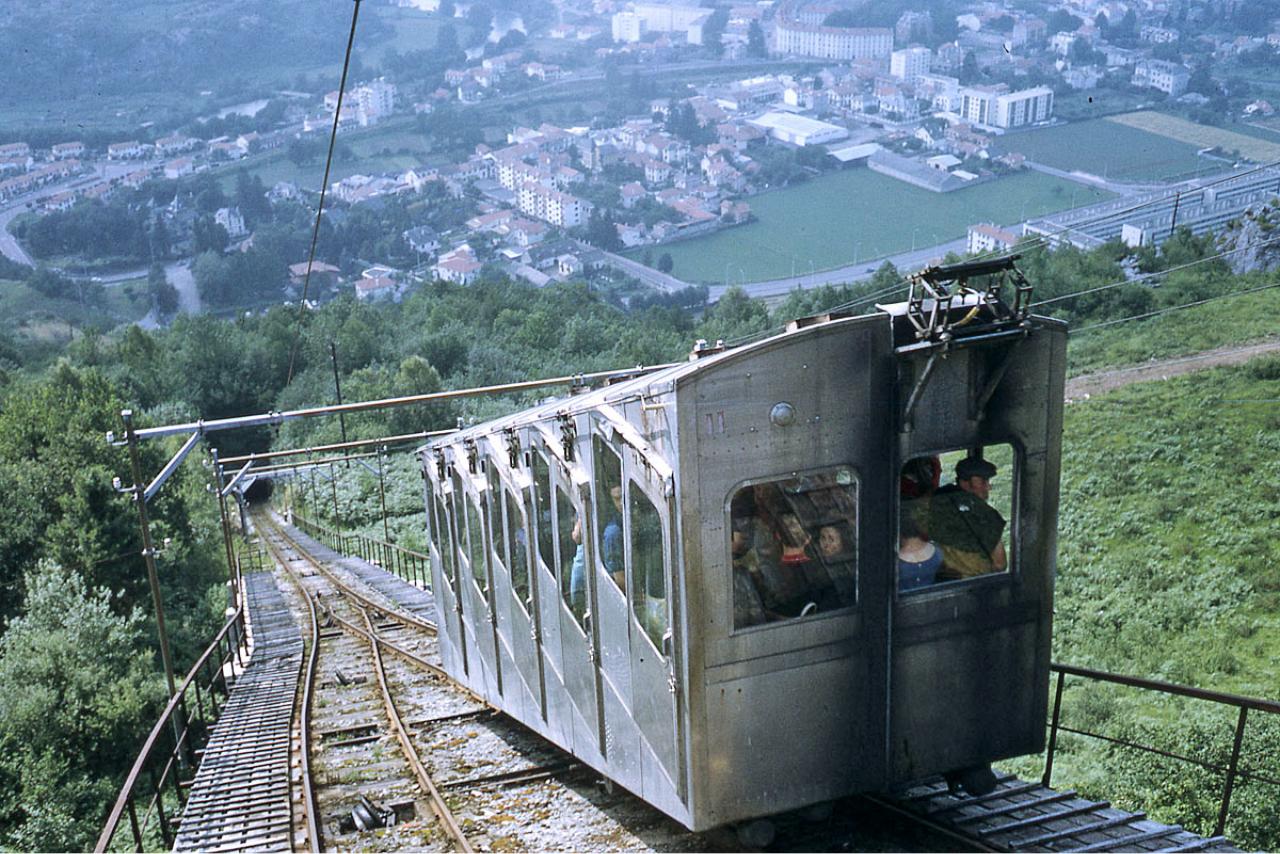 Vista previa del archivo PDF lugares-viaje.pdf