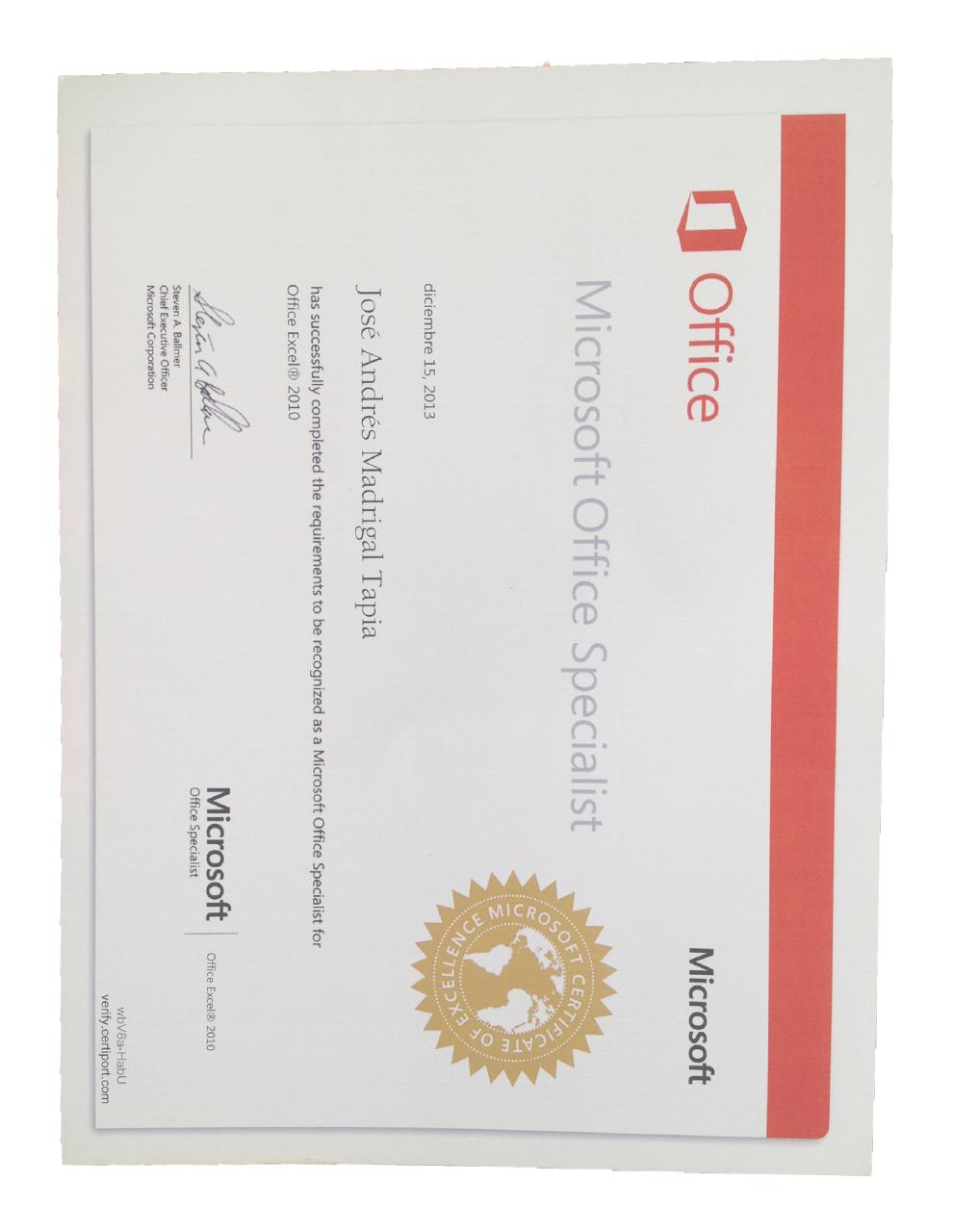 Vista previa del archivo PDF curriculum-andres-madrigal.pdf