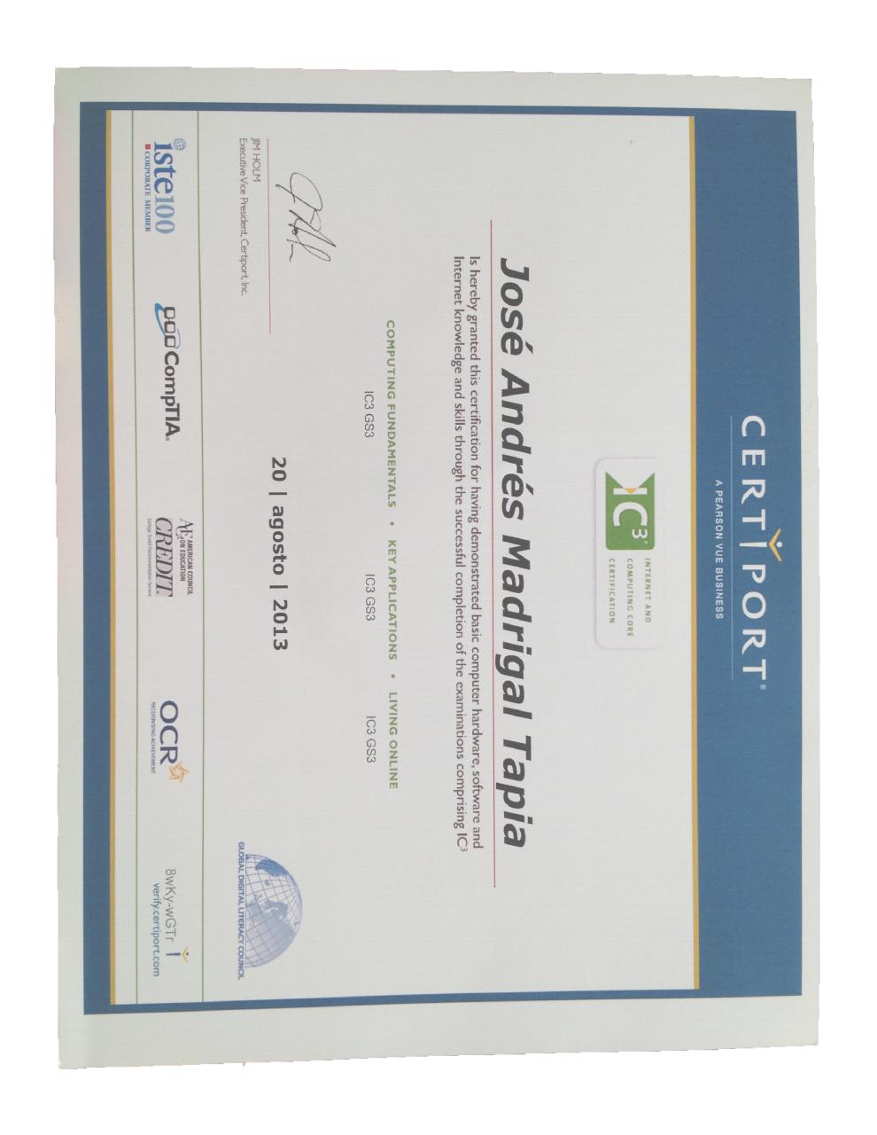 Vista previa del archivo PDF curriculum-andres-madrigal.pdf