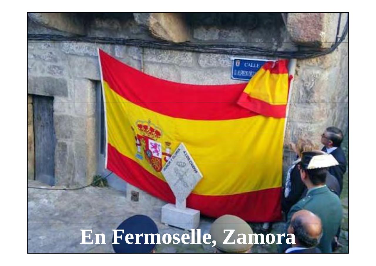 Vista previa del archivo PDF la-patria-agradecida-13-05-2017.pdf