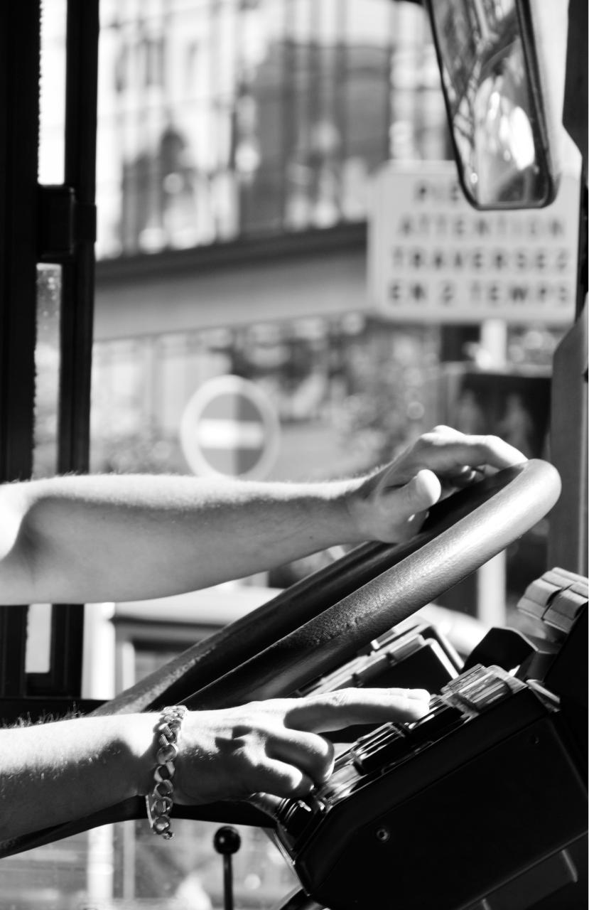 Vista previa del archivo PDF la-puerta-vedada-cuentos.pdf